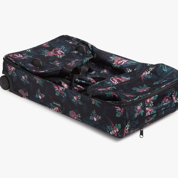 Very Bradley XL Duffle on Wheels NWT - Picture 5 of 12